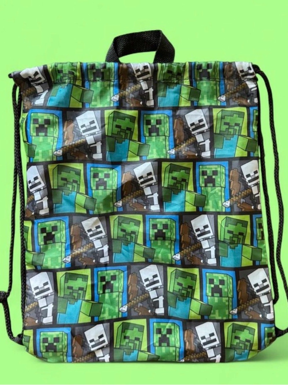 Minecraft Green Pixel Drawstring Backpack - Picture 5 of 5